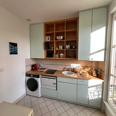 Les Aristocaths Apartment *